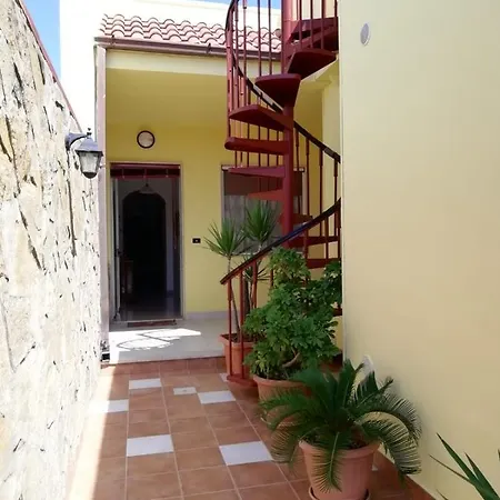 度假居 Casa De Candia 朱尔迪尼亚诺