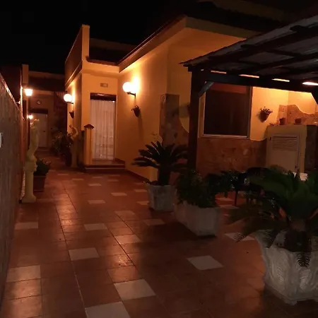 Casa De Candia 度假居 朱尔迪尼亚诺